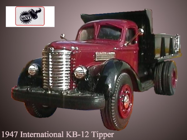 1947 International Tipper.JPG (58012 bytes)