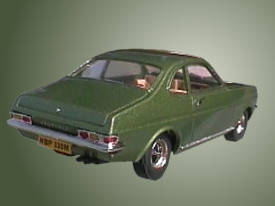 1971-73 Vauxhall Firenza SL rear.JPG (11008 bytes)